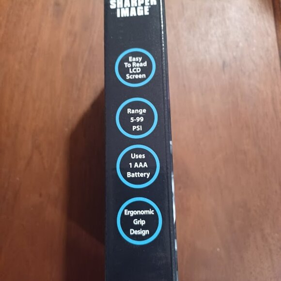 NEW! Sharper Image Tire Gauge Multi-Tool Car Emergency 9 Tools in One - Picture 2 of 4